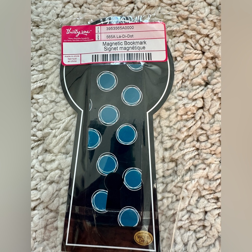 Thirty-One magnetic bookmark